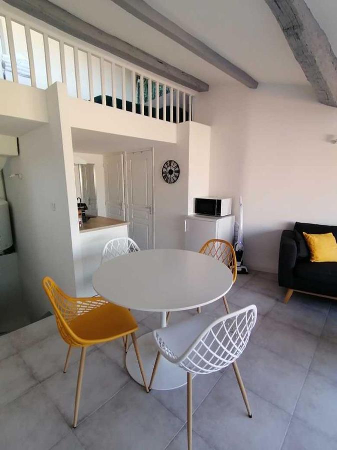 Charmant Appartement Terrasse Sur Les Toits Grasse Exterior photo